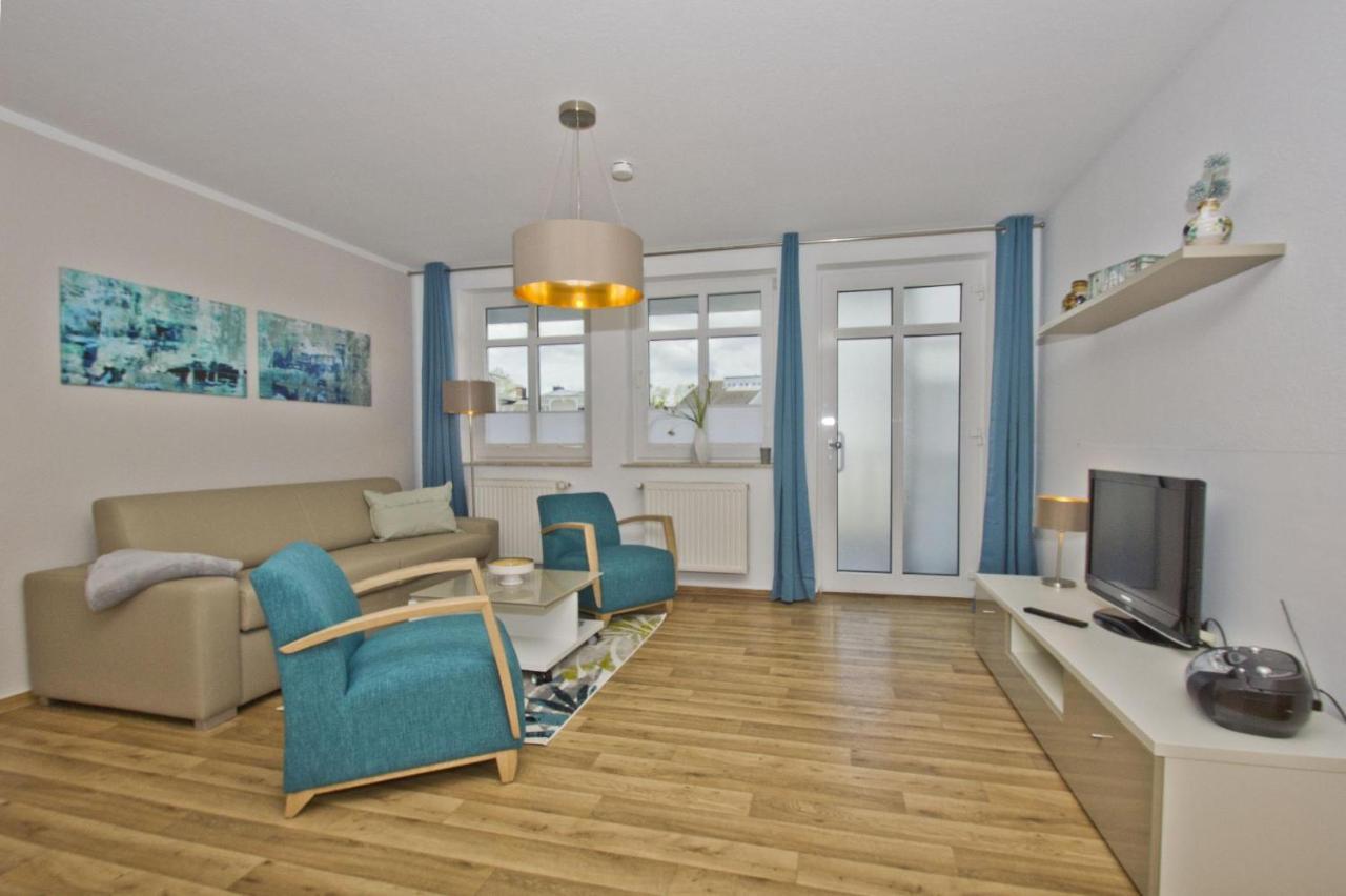 Ferienwohnung Mit Balkon, Gratis Nutzung Vom Ahoi Erlebnisbad Und Sauna In Sellin - Haus Strandeck Fewo 07 Goehren  Exteriör bild