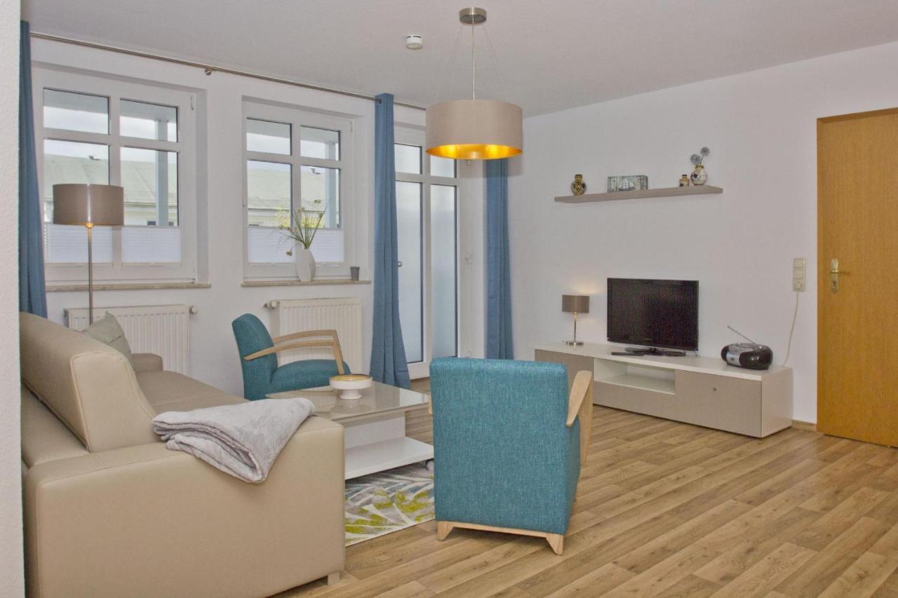 Ferienwohnung Mit Balkon, Gratis Nutzung Vom Ahoi Erlebnisbad Und Sauna In Sellin - Haus Strandeck Fewo 07 Goehren  Exteriör bild